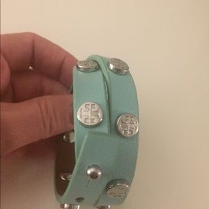 Tory Burch Jewelry - Tory Burch double wrap leather bracelet Tory Burch Jewelry - Tory Burch double wrap leather bracelet